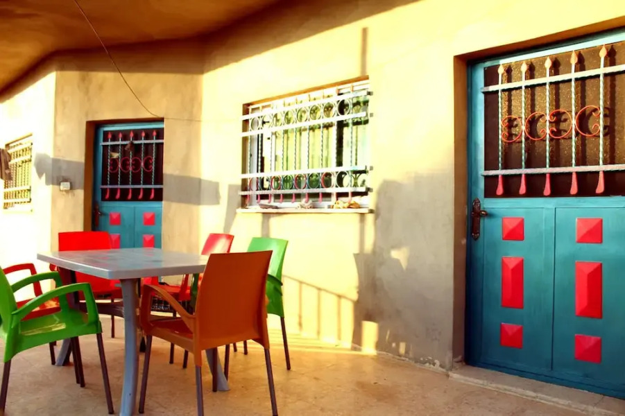 Bedouin Pink Ecohouse