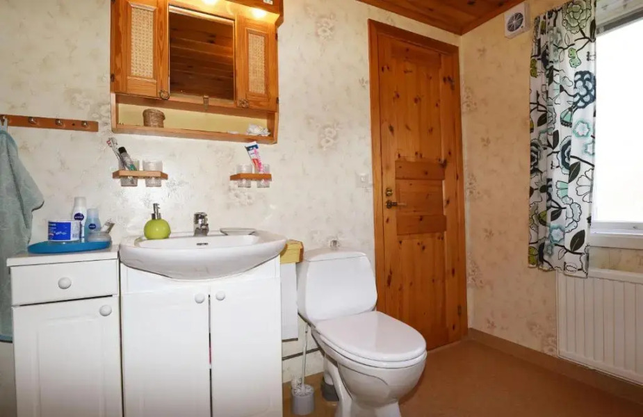 Lovely holiday home on Oland near sandy beach