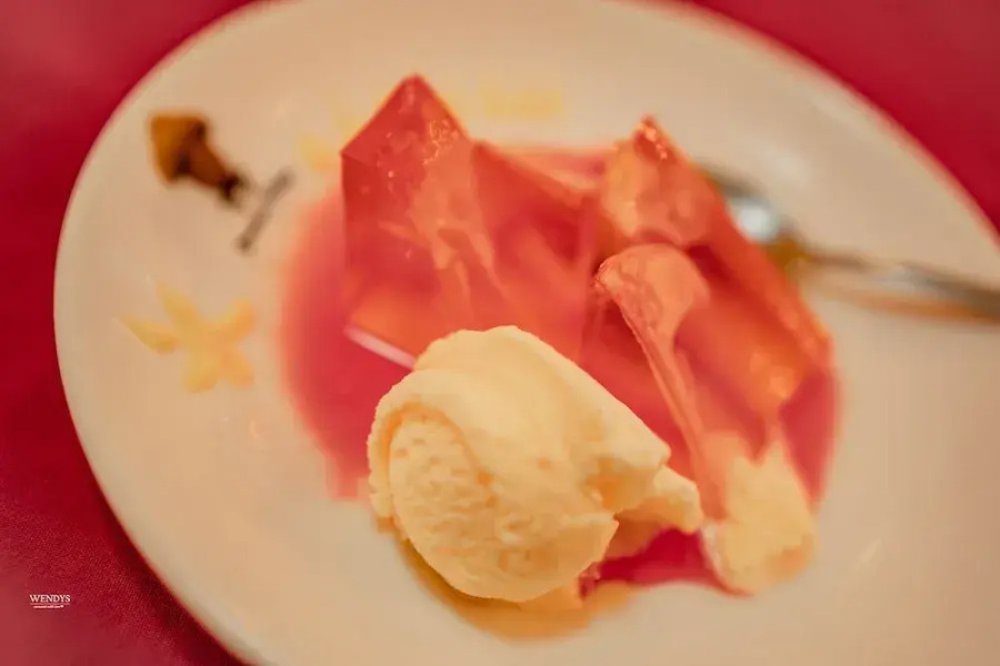 G.M.T. Sorabora Village Hotel