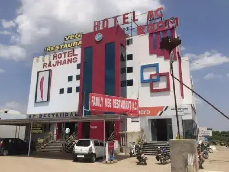 Hotel Rajhans