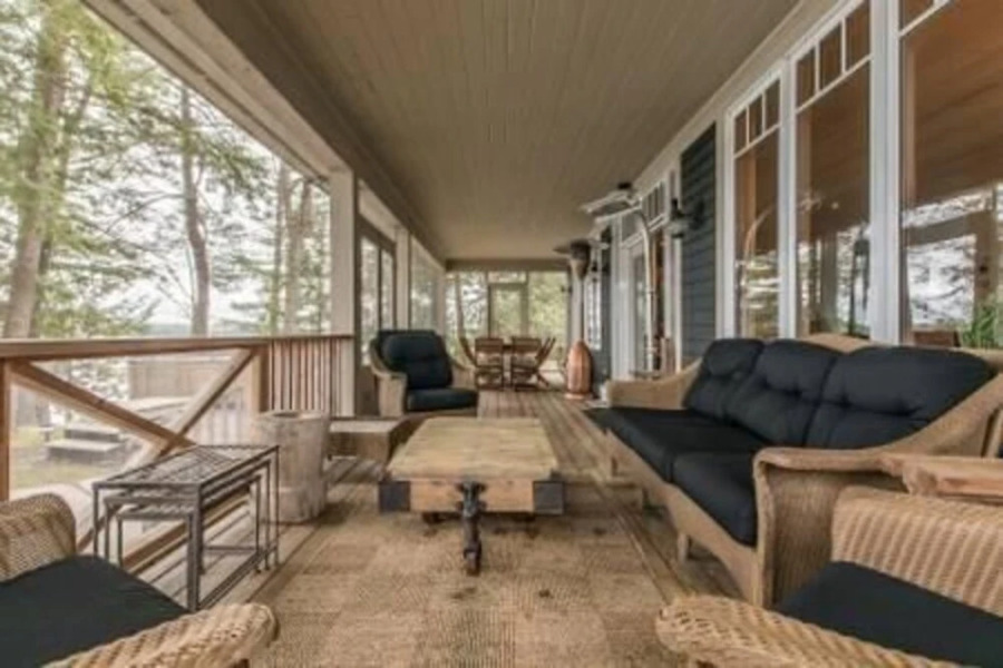 Fabulous Lake Muskoka Cottage & Boathouse~the perfect retreat!