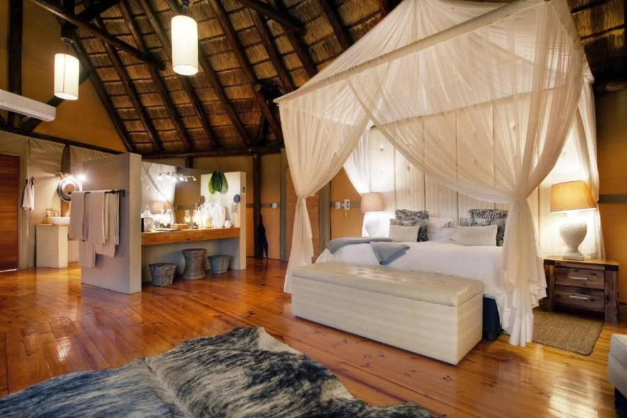 Bush Lodge – Amakhala Game Reserve