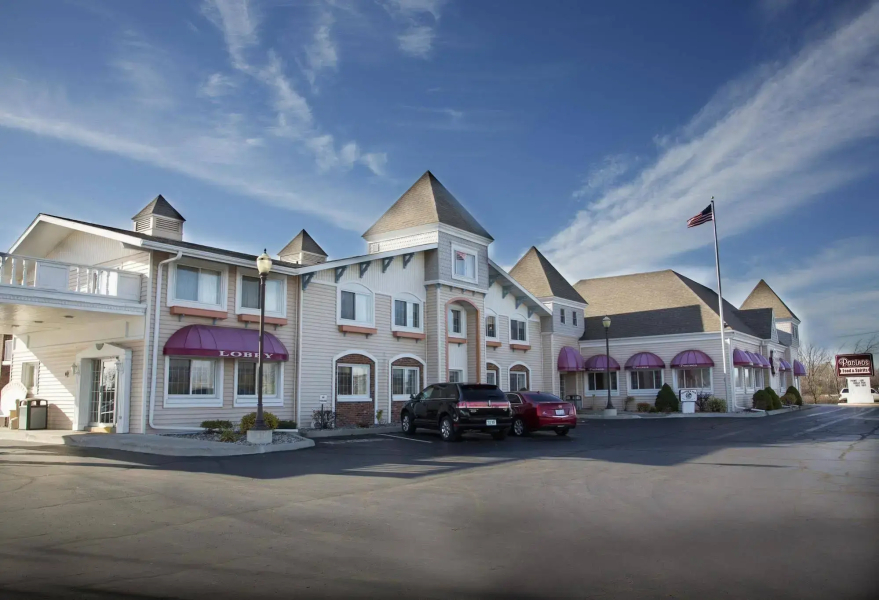 Magnuson Grand Pioneer Inn and Suites