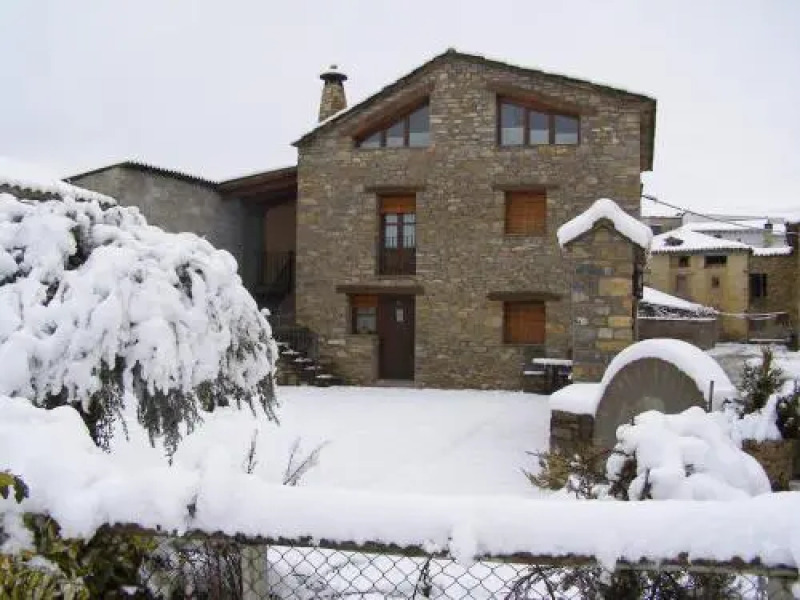 Apartamentos La Borda Castillon