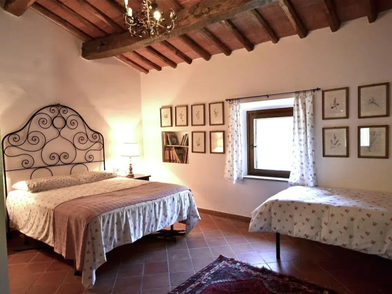 Warm Holiday Home in Vicopisano With Swimming Pool