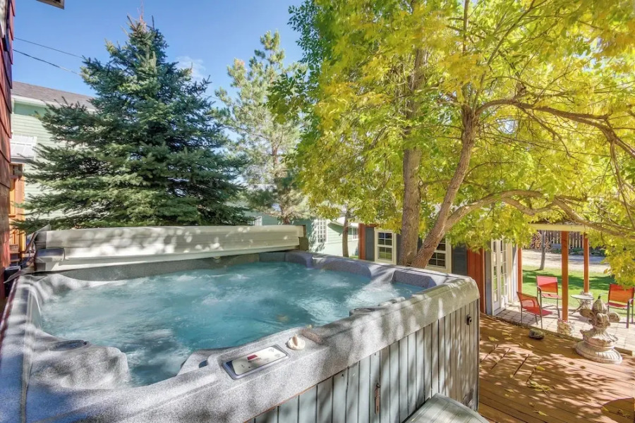 Red Lodge Mountain Home < 7 Miles to Ski Slopes!