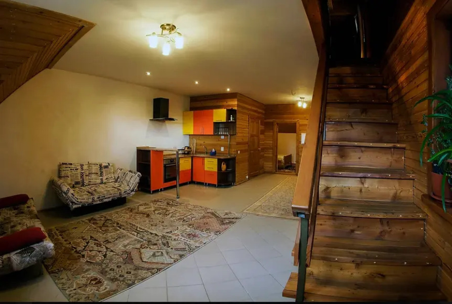 Золотая Бухта