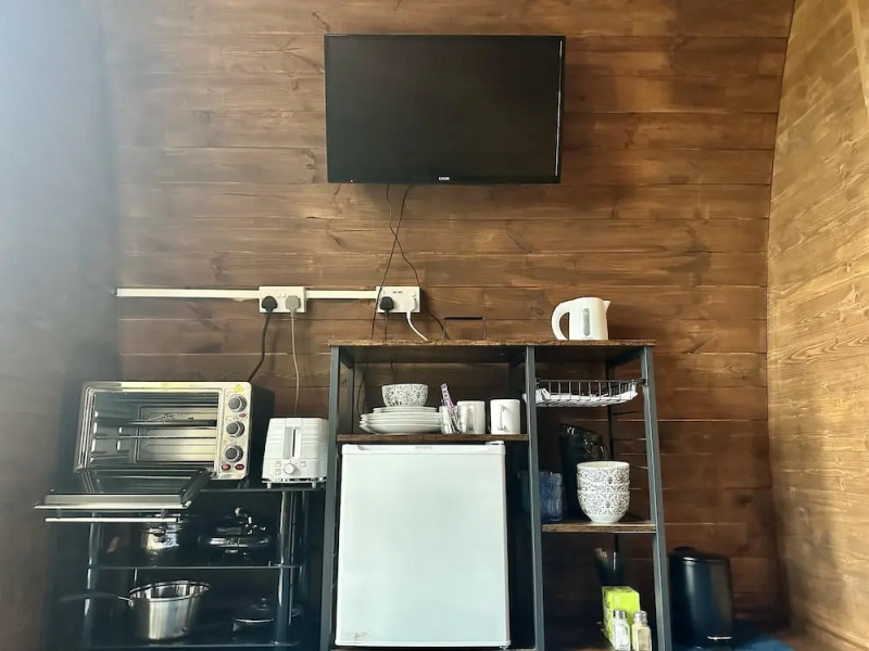 Woodland Camping pod With use of Campsite Bathroom