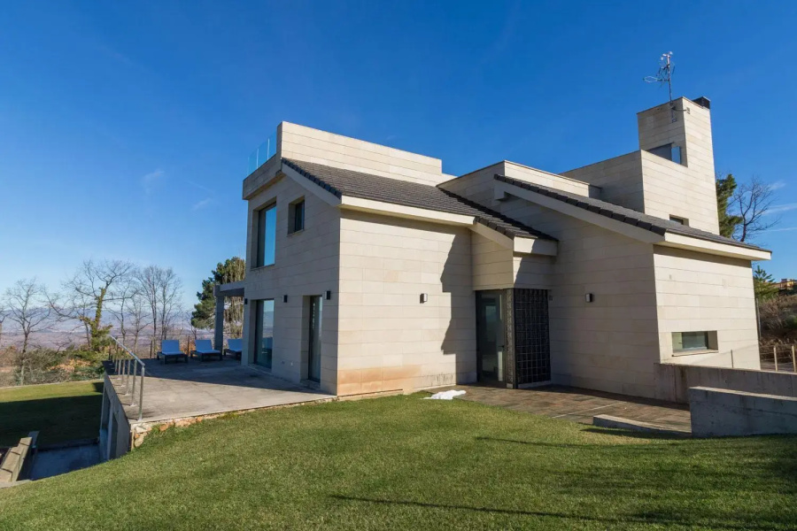 El Soto de Sojuela Luxury Chalet, Golf&Bosque