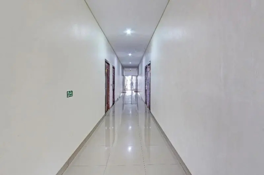 Capital O 91481 Mahkota Hotel Purwodadi