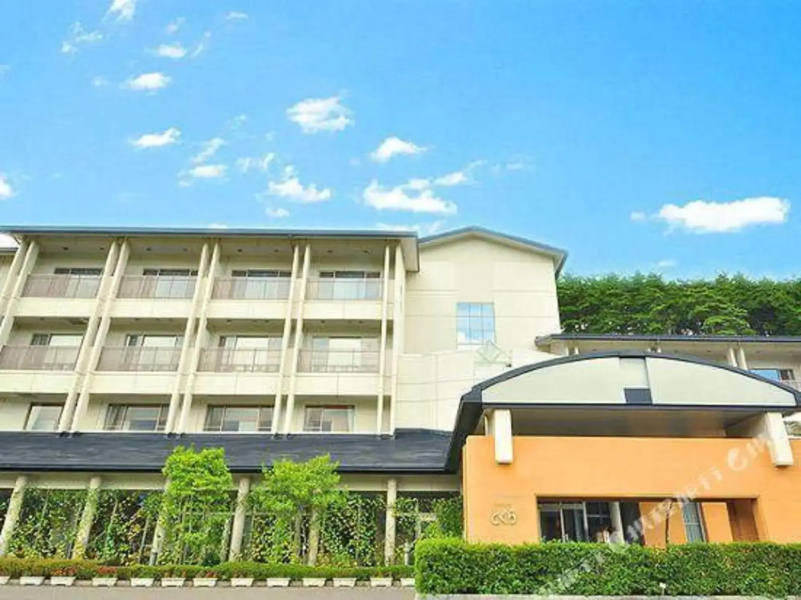 Tokura