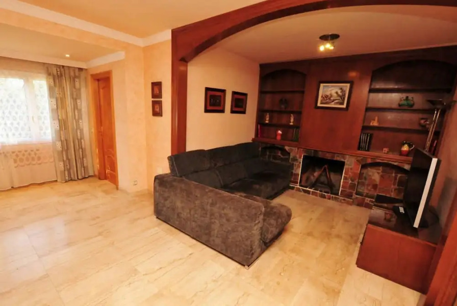 Suitur Casa con piscina y vistas al mar