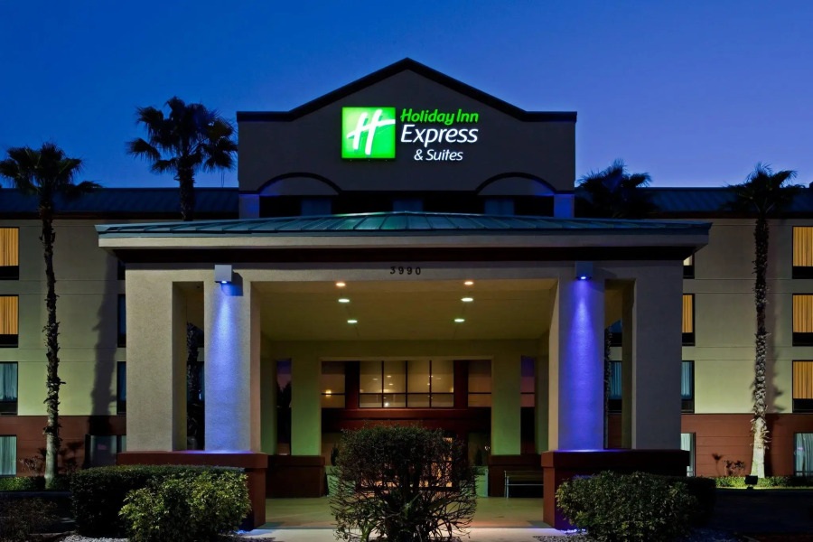 Holiday Inn Express Hotel & Suites Tampa Northwest - Oldsmar by IHG