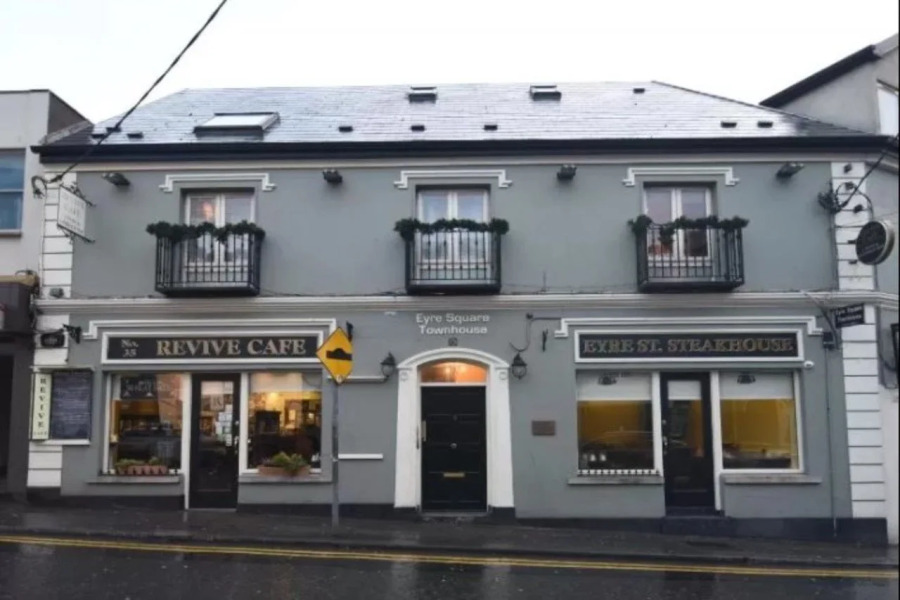 Eyre Square Townhouse