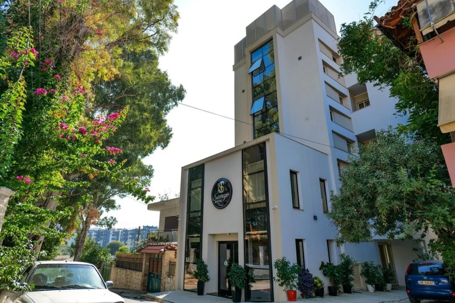 Hotel Semajo