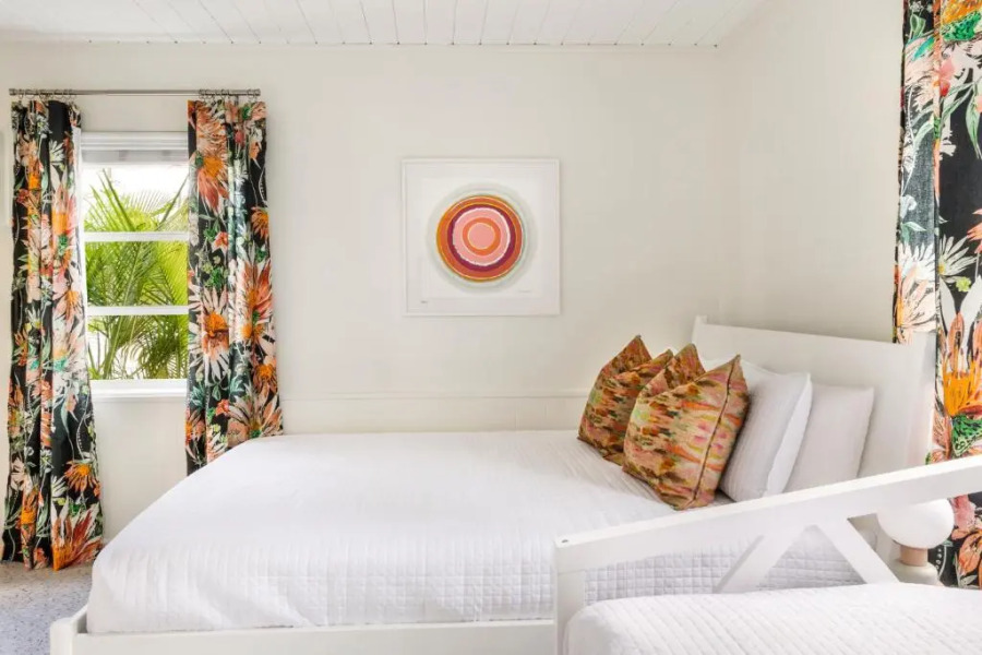 Sunset Inn & Cottages