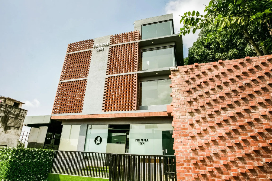 OYO Flagship 77714 Primma INN