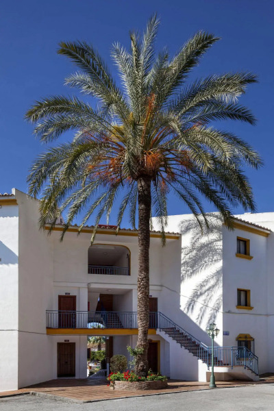 Crown Resorts Club La Riviera