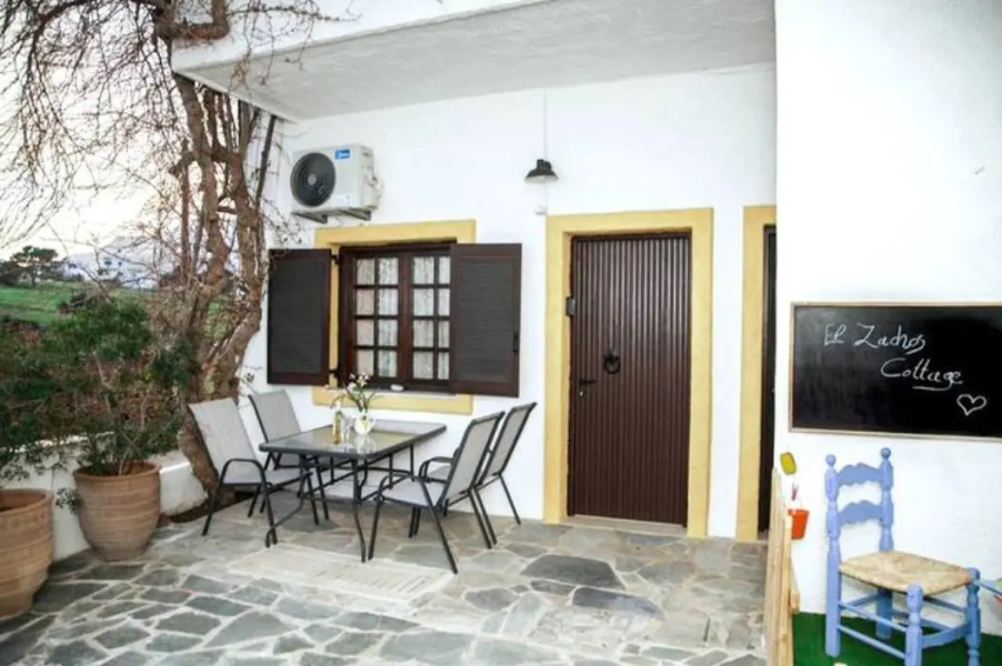 Seaside Family house with playground - El Zachos
