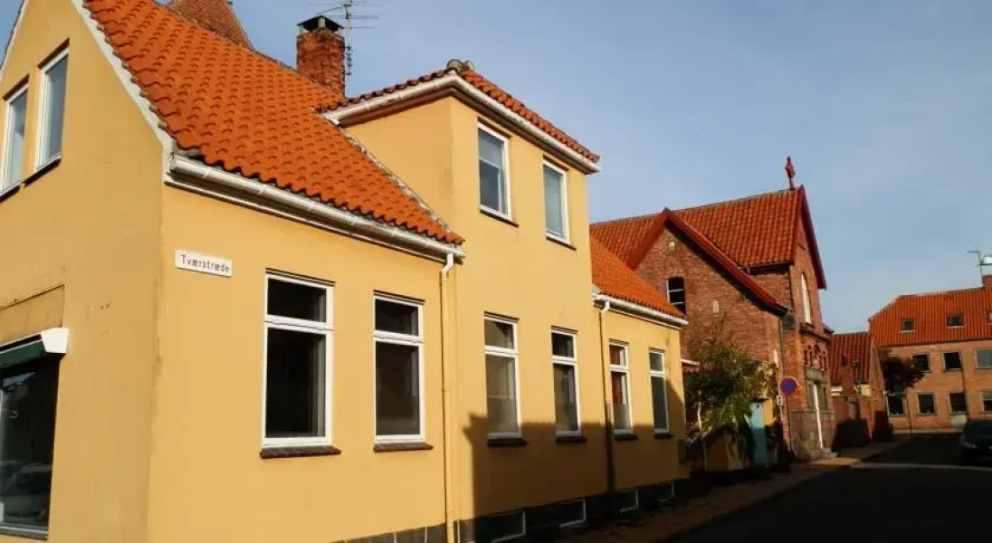 Tværstræde Guesthouse
