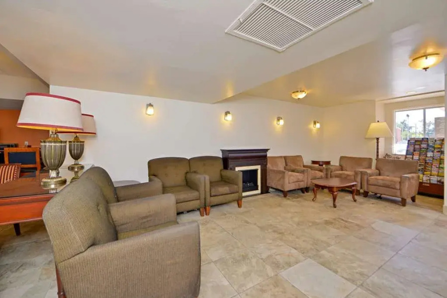 America's Best Value Inn & Suites-Cypress Tree Inn