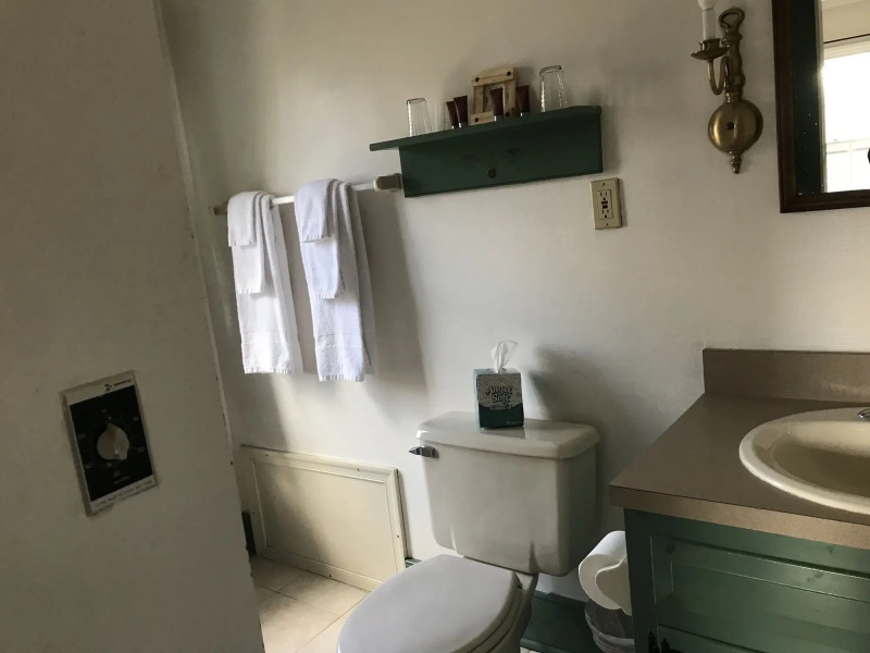 Inn at Millrace Pond