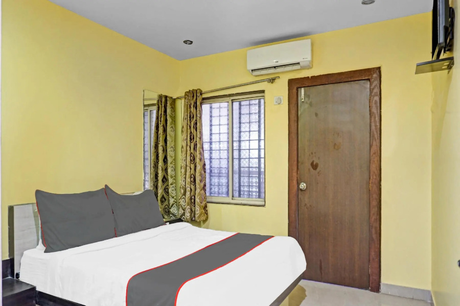 Collection O 84424 Hotel Carnival