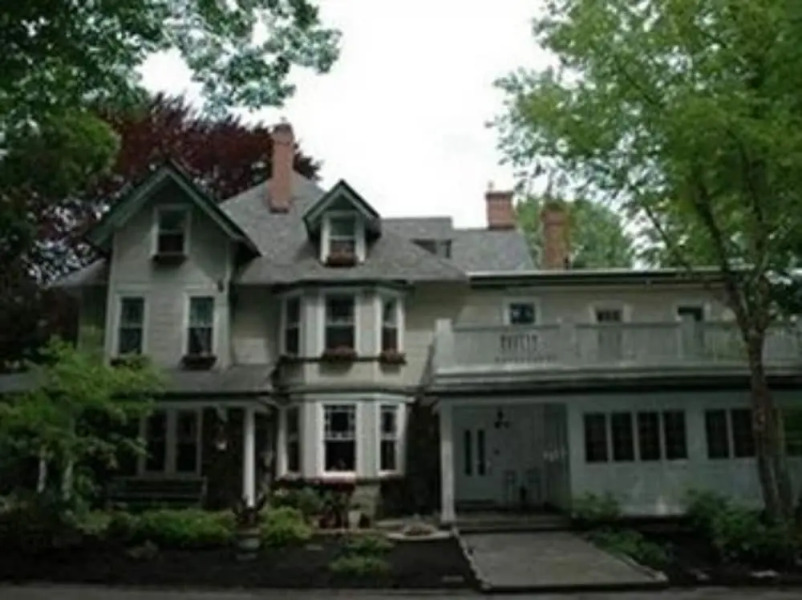 Wayne Bed & Breakfast Inn
