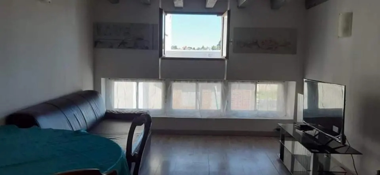 Bord de Loire (Adults Only)