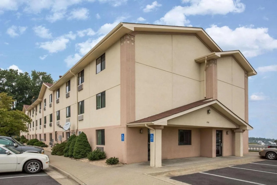 Super 8 Dumfries/Quantico