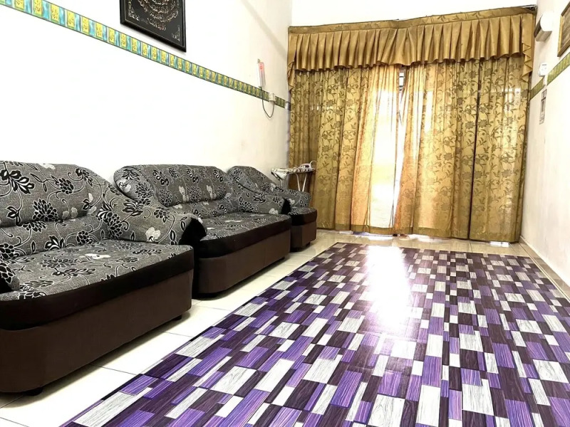 OYO Home 90492 Sena Homestay