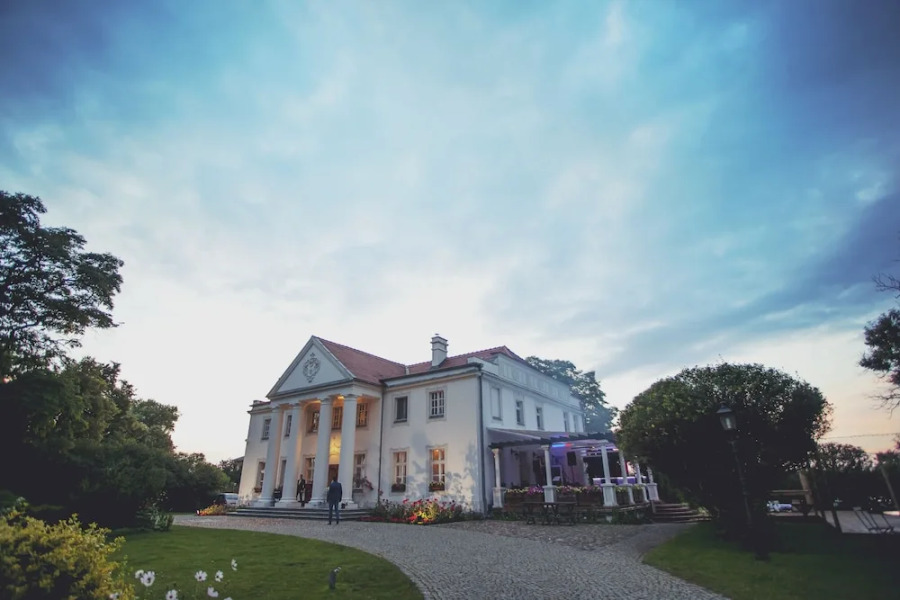 Palac Grochowiska Szlacheckie