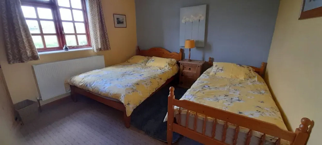 Beautiful 1 Bedroom Cottage With Fishing Lake