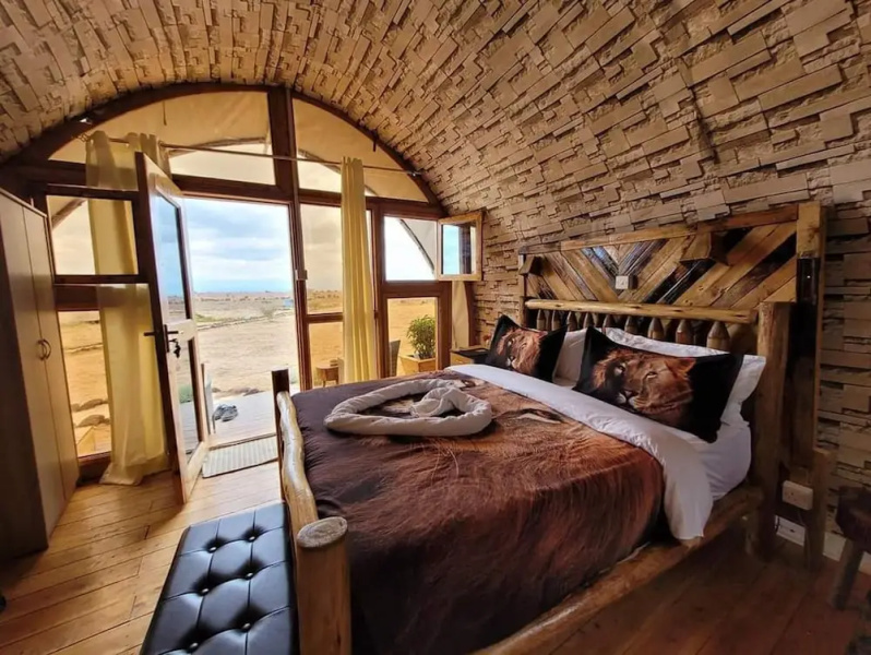 Amanya 1 -bed King Lion Tent