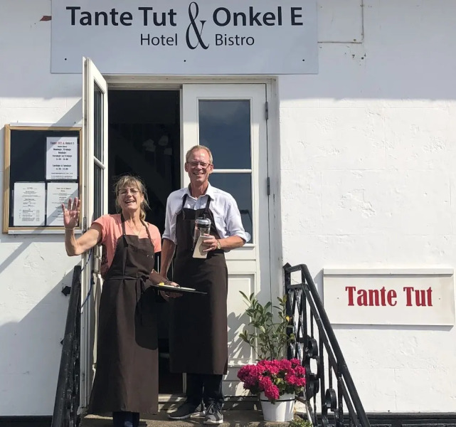 Tante Tut & Onkel E Hotel