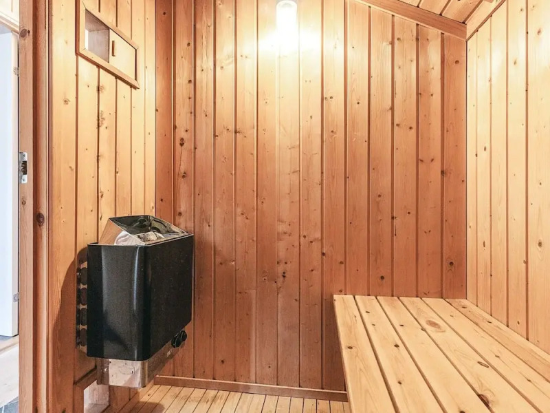 Graceful Holiday Home in Humble near Sea