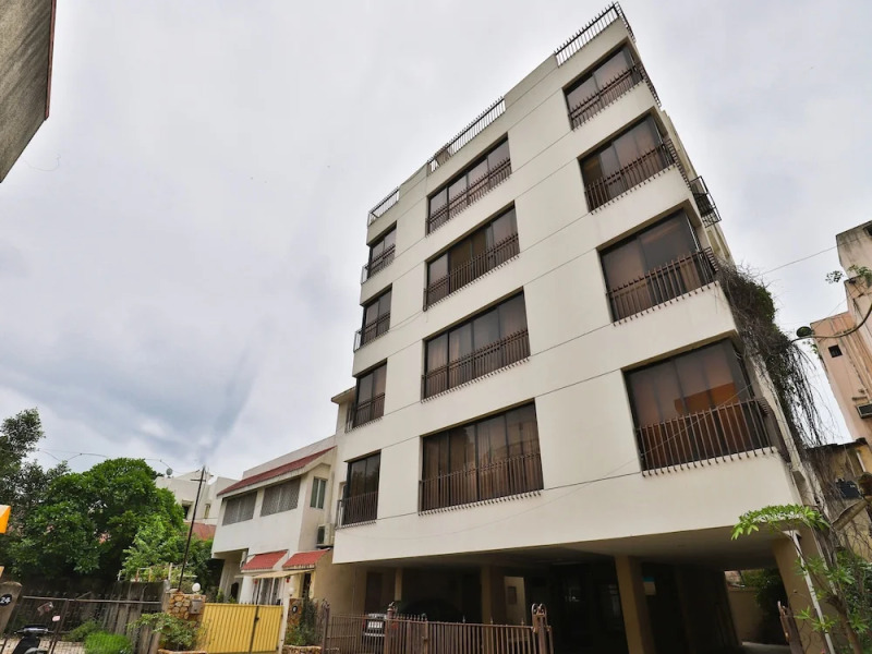 OYO 15508 Shreeji Sangeet Apartments