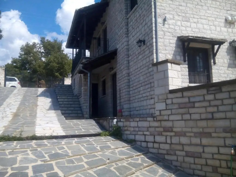 Comfortable Apartment in Village Saint Minas