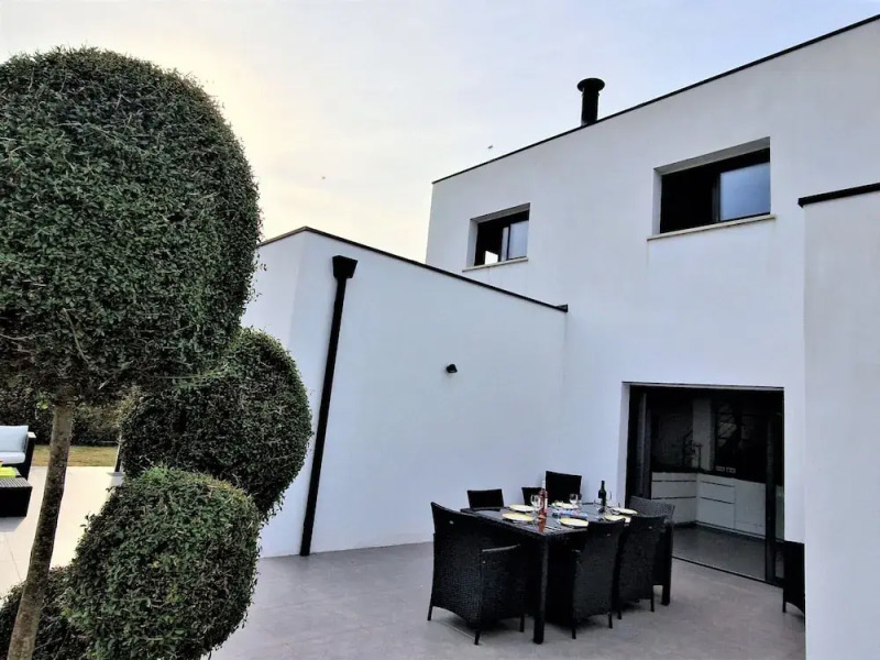 Quite Holiday Villa in Benodet