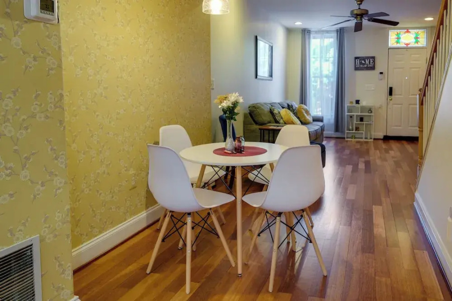 1 Mi to to M&T Bank Stadium: Home w/ Rooftop Patio