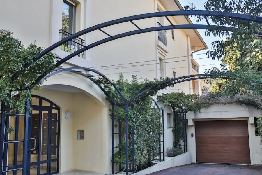 Beaulieu Villa Flora AP4043