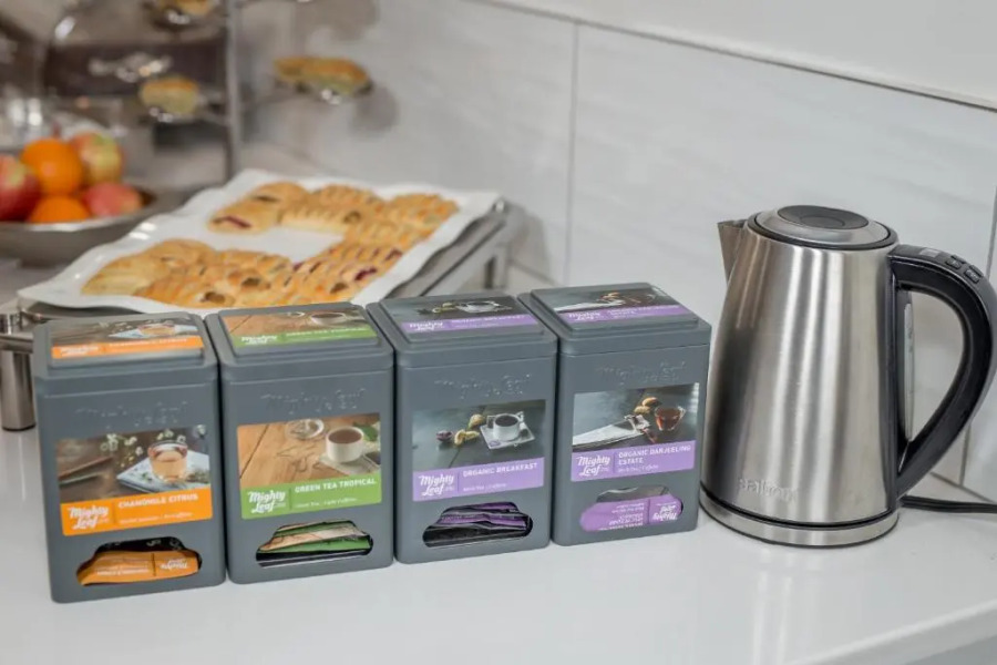 Robin Hood Inn & Suites