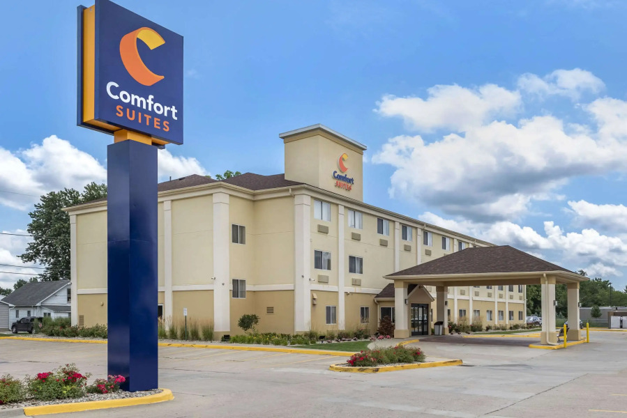 Comfort Suites Terre Haute University Area