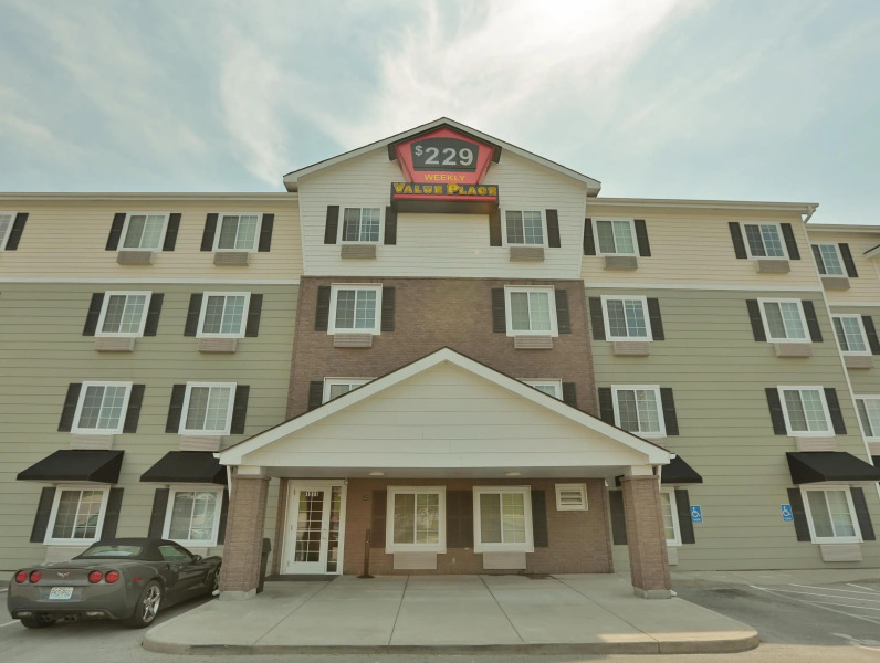 WoodSpring Suites Kansas City Liberty