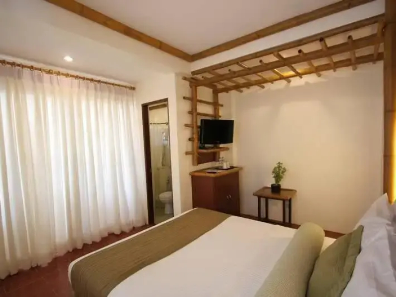 Acuaverde Beach Resort