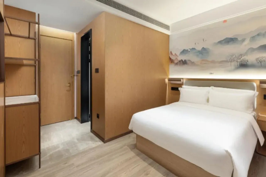 Ramada Encore By Wyndham Wuhan Station