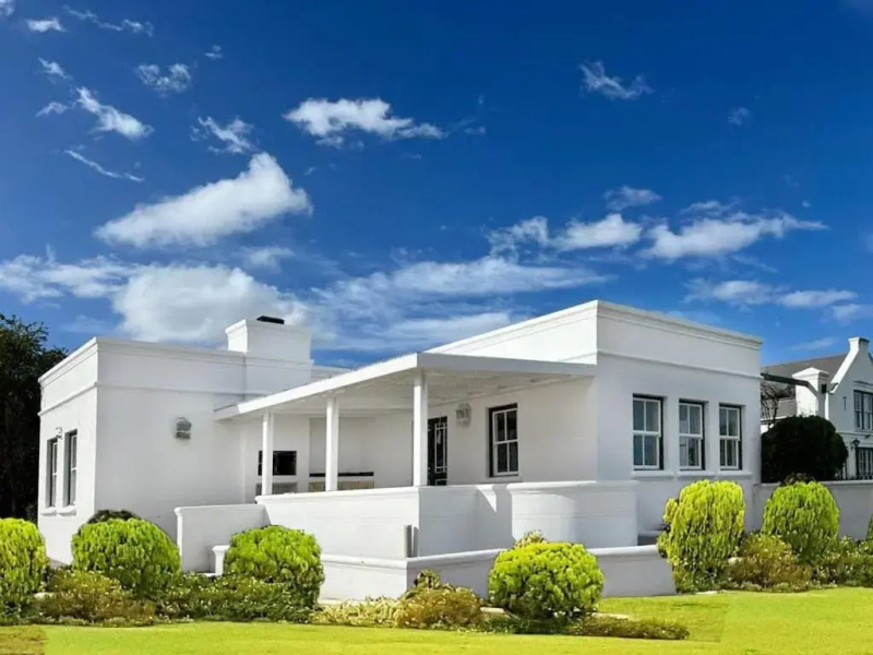 Greenhill Farm Manor House Plettenberg Bay - Private House Sleeps 8