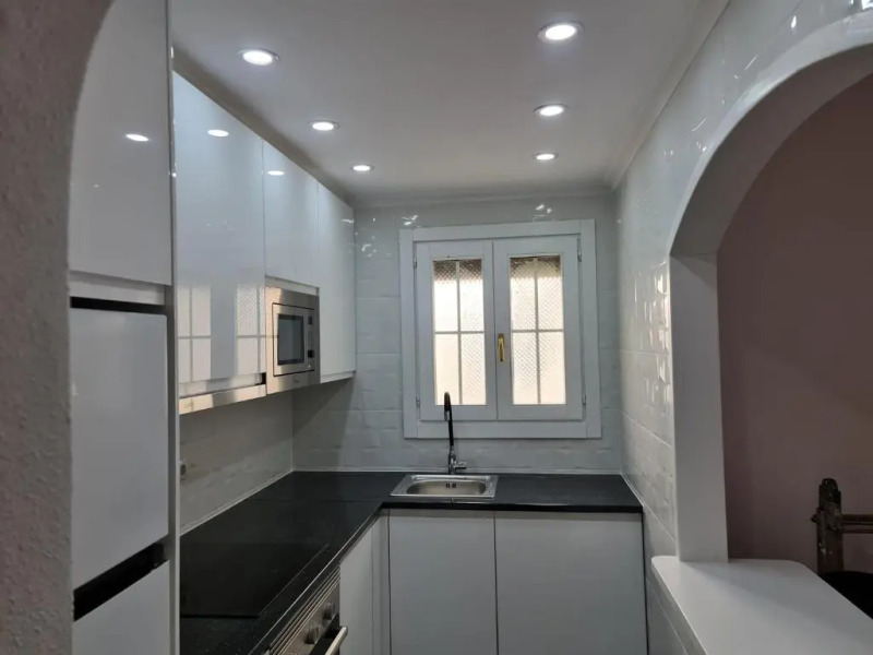 Centrally Located Apartment in the Beautiful Town of Los Alcazares - RDA28LA