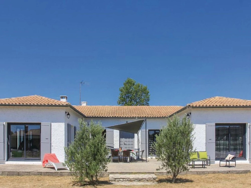 Alluring Holiday Home in Saze With Private Swimming Pool