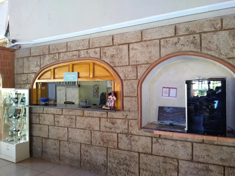 Hotel Hacienda Coyotes